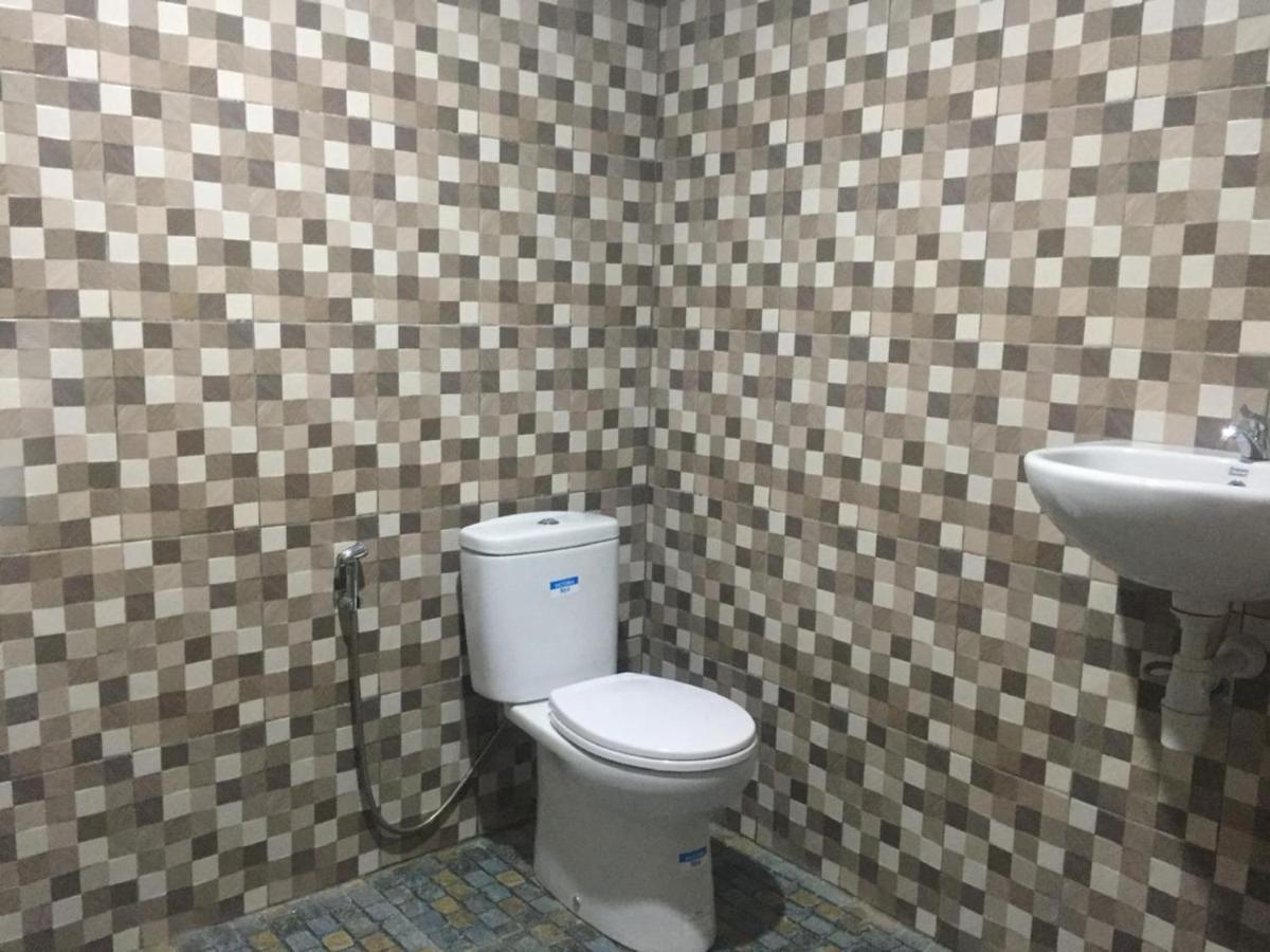ホテルPondok Sariqu レギャン エクステリア 写真