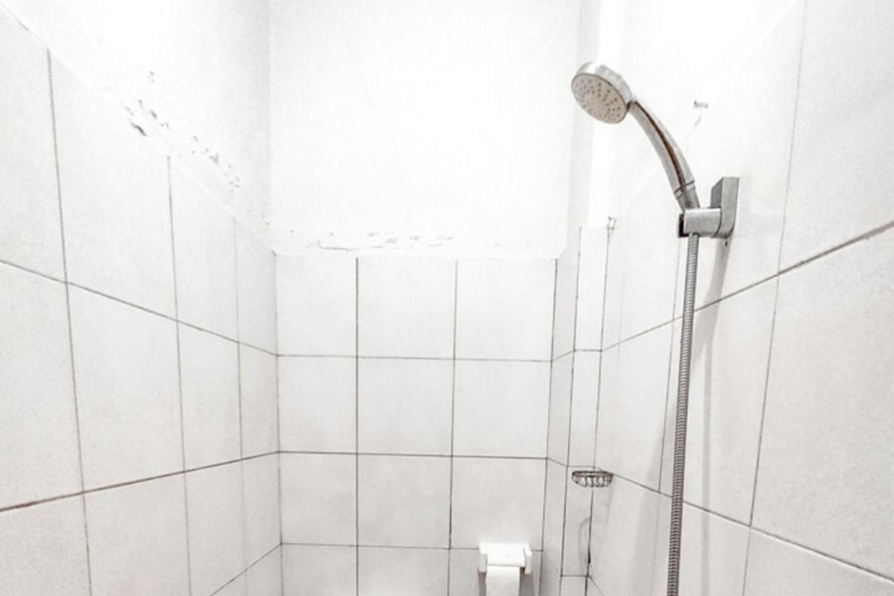 ホテルPondok Sariqu レギャン エクステリア 写真