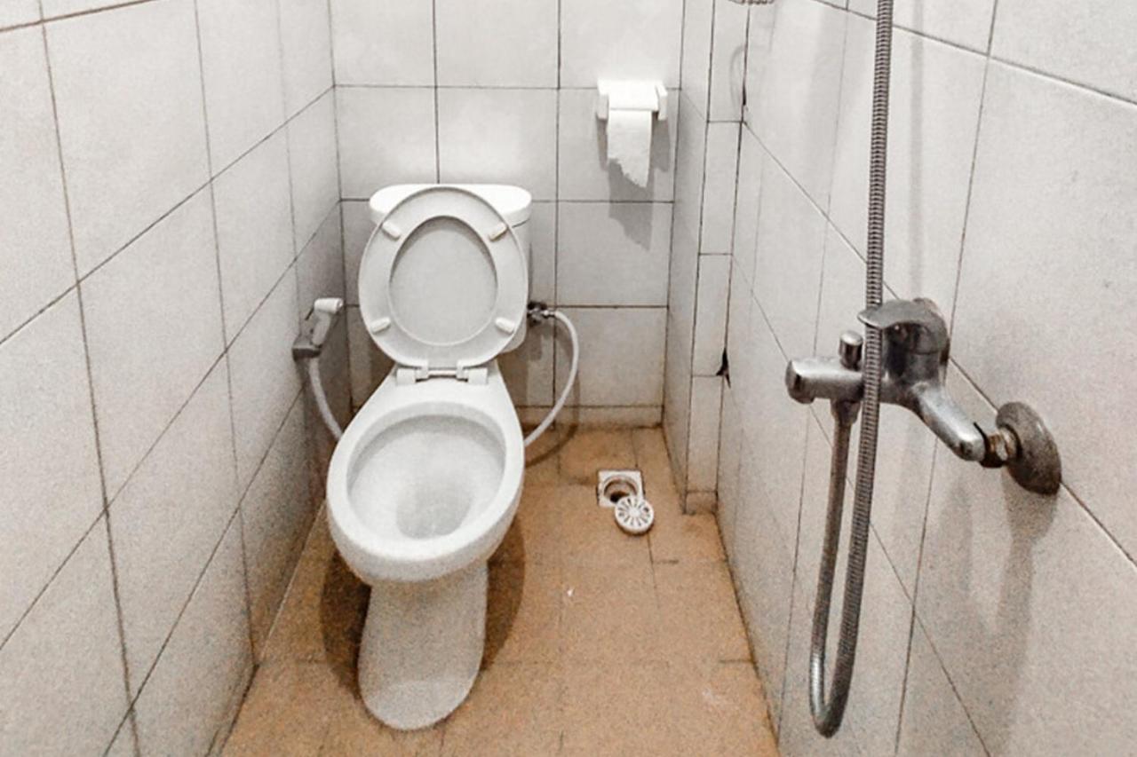 ホテルPondok Sariqu レギャン エクステリア 写真